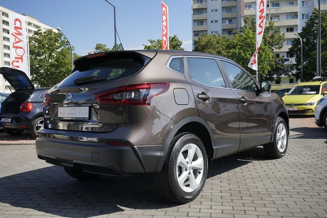 Nissan Qashqai 1.3 DIG-T...  Image 5